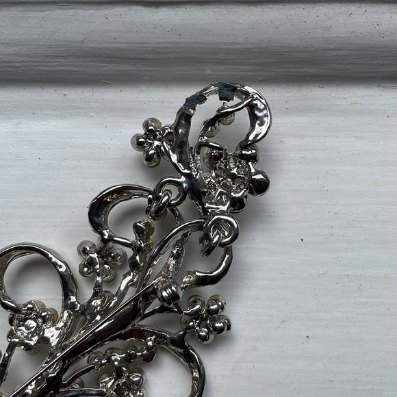 Vintage Brooch Bling Diamanté Leaf Floral Design - Costume Jewellery - Picture 14 of 16